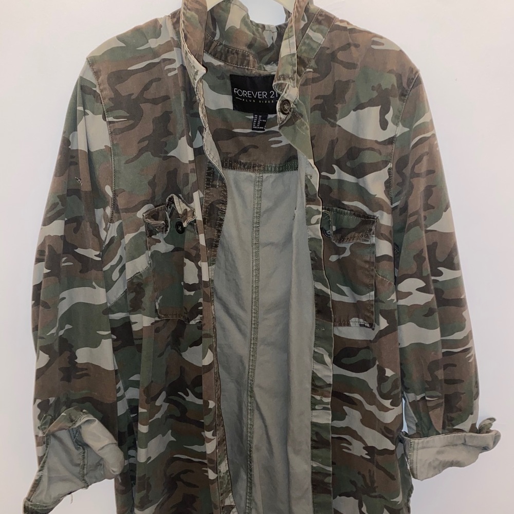 camouflage light jacket from forever 21